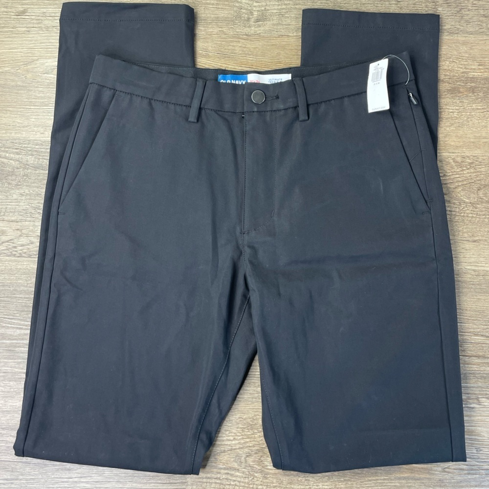 NWT Men’s Black Ultimate Tech Slim Chino Pants with Built in Flex, size 31x34